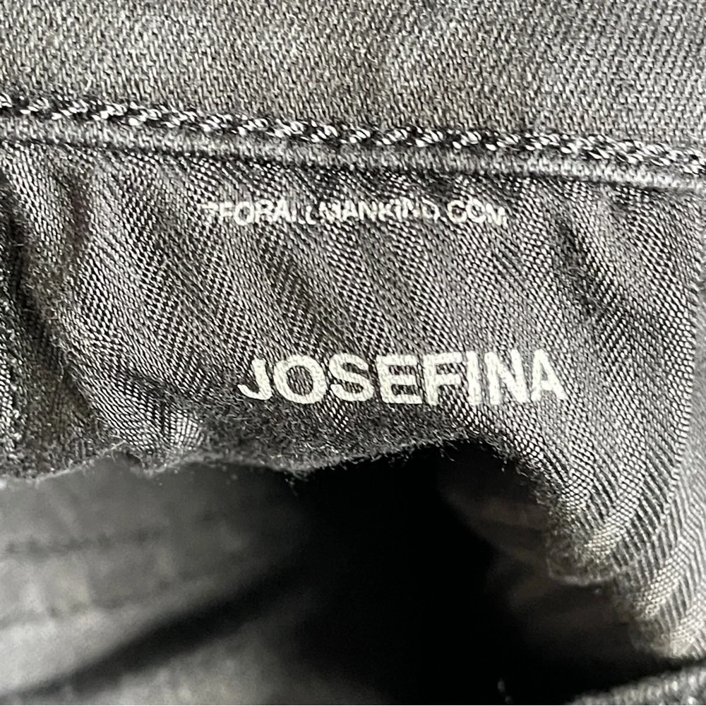 7 For All Mankind Josefina Boyfriend Jeans | Size 34 | Black Mid-Rise Button Fly